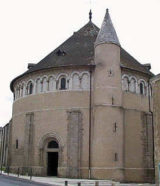 La Basilique Saint-Etienne à Neuvy Saint Sépulchre (Indre)